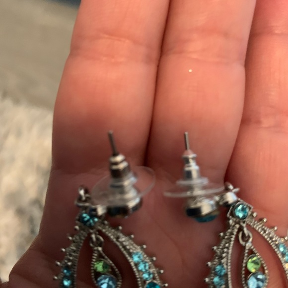 Custom jewelry earrings - Picture 2 of 2